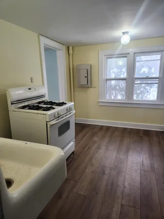 $139,900 | 2417 Baker Street, Muskegon, MI 49444
