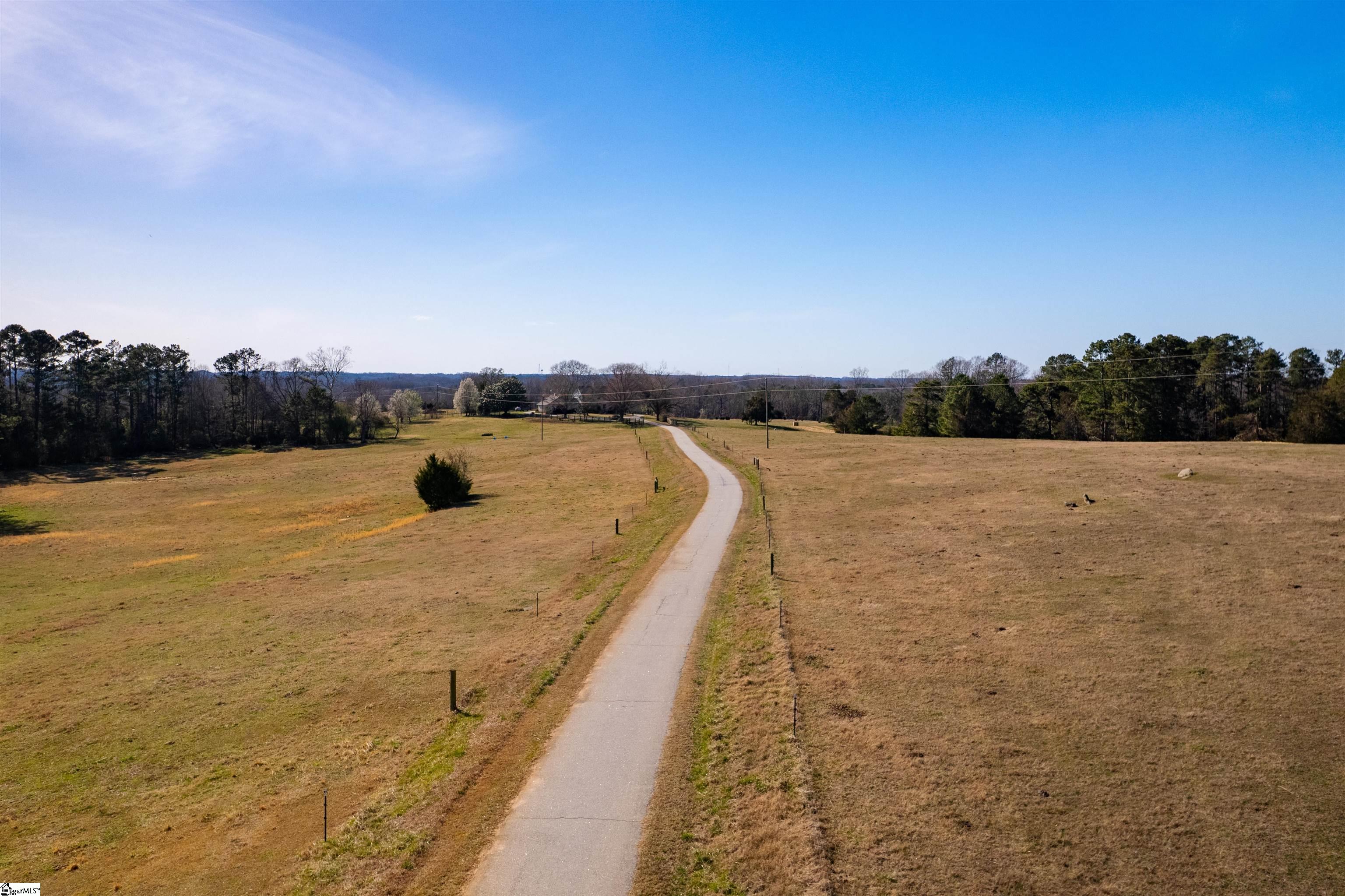 672 Boxwood Road Laurens, SC 29360 - Photo 5 of 45