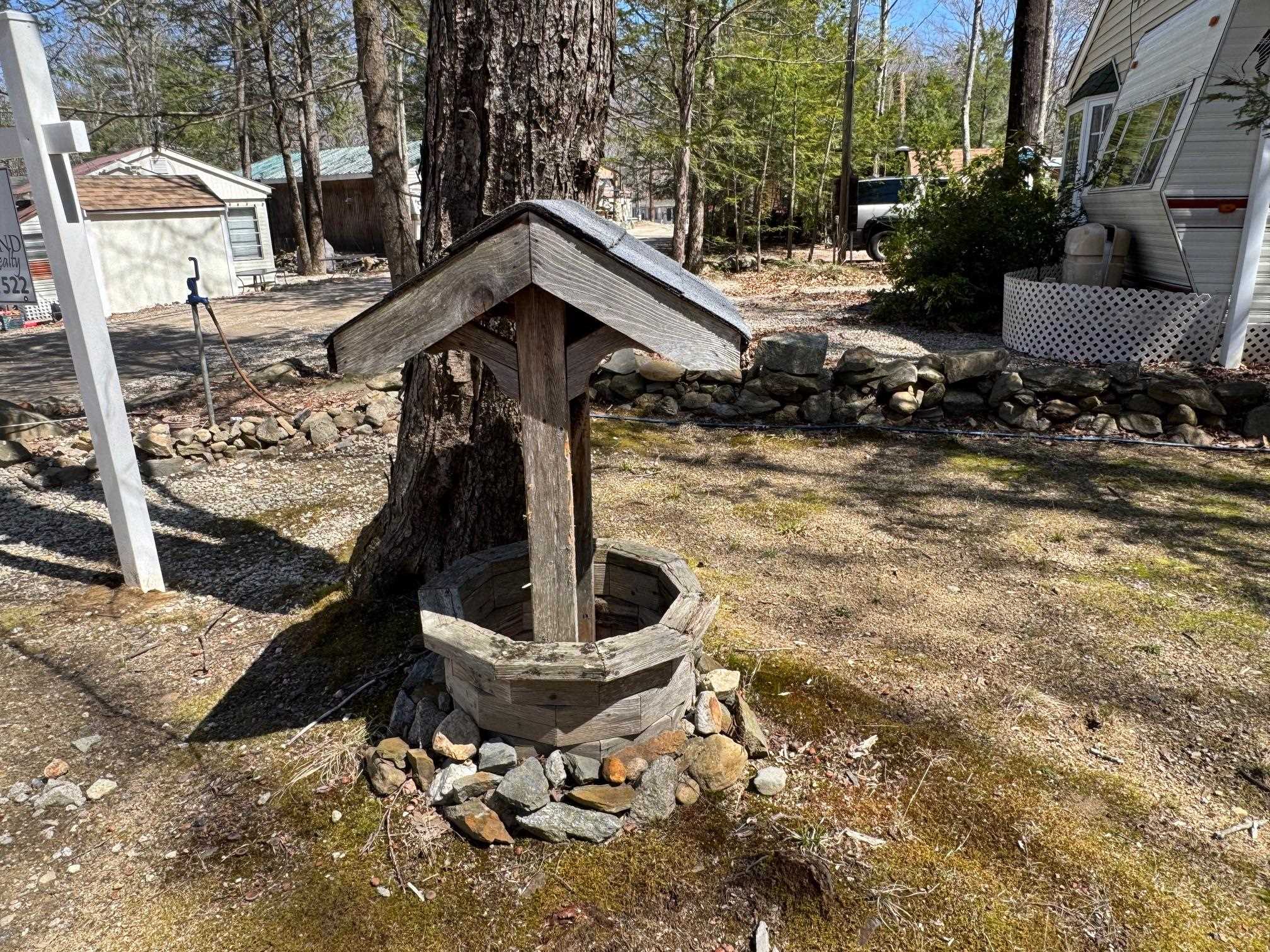 277 Baxter Lk Drive Rochester, NH 03867 - Photo 8 of 28