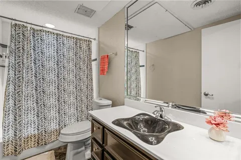 $196,000 | 4420 Harlanwood Drive, Unit 228, Fort Worth, TX 76109