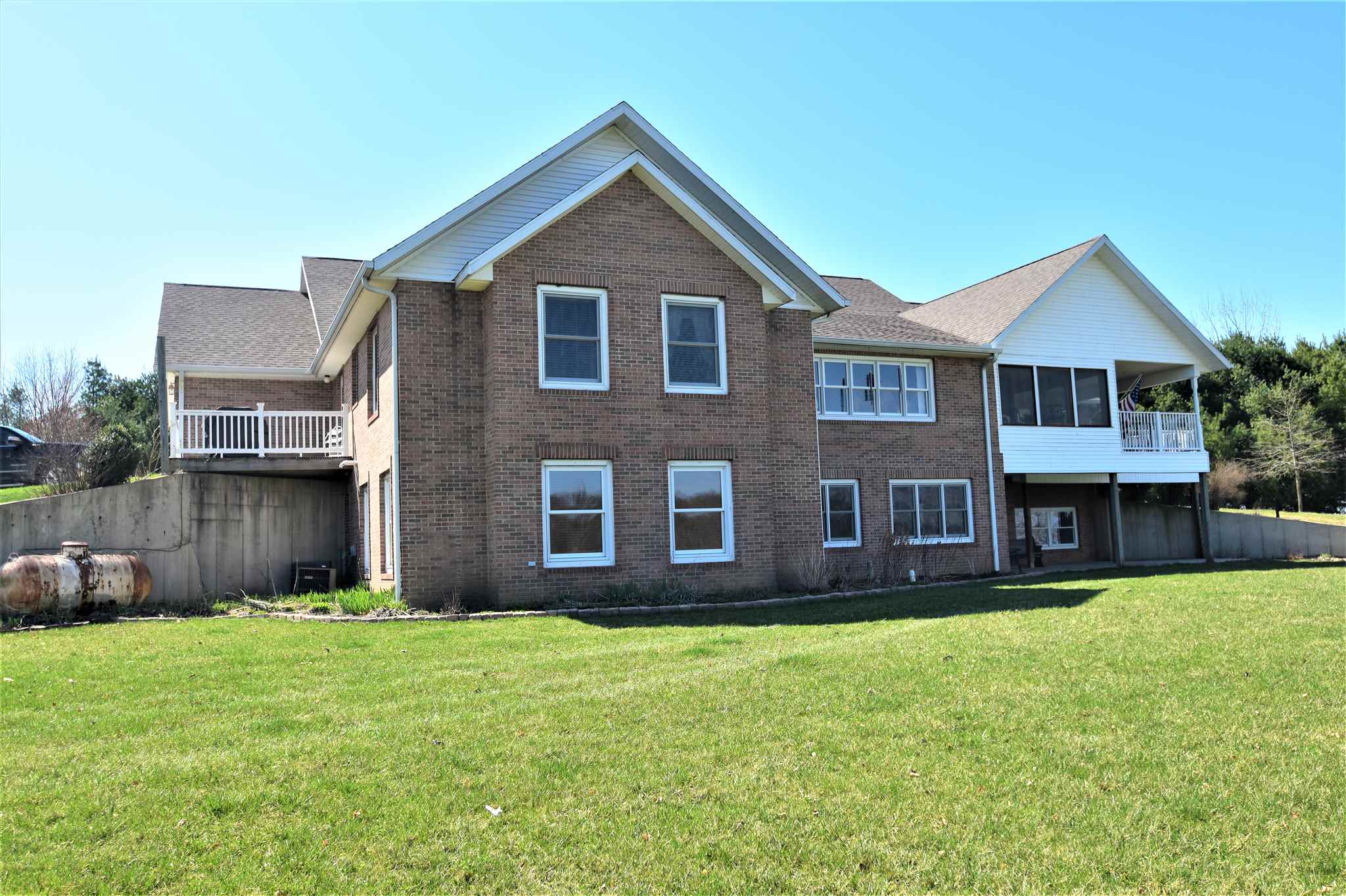11413 West 475 North Rochester, IN 46975 - Photo 9 of 36