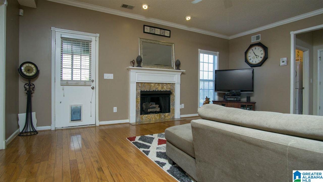 152 Summer Brook Lane Alabaster, AL 35007 - Photo 5 of 28
