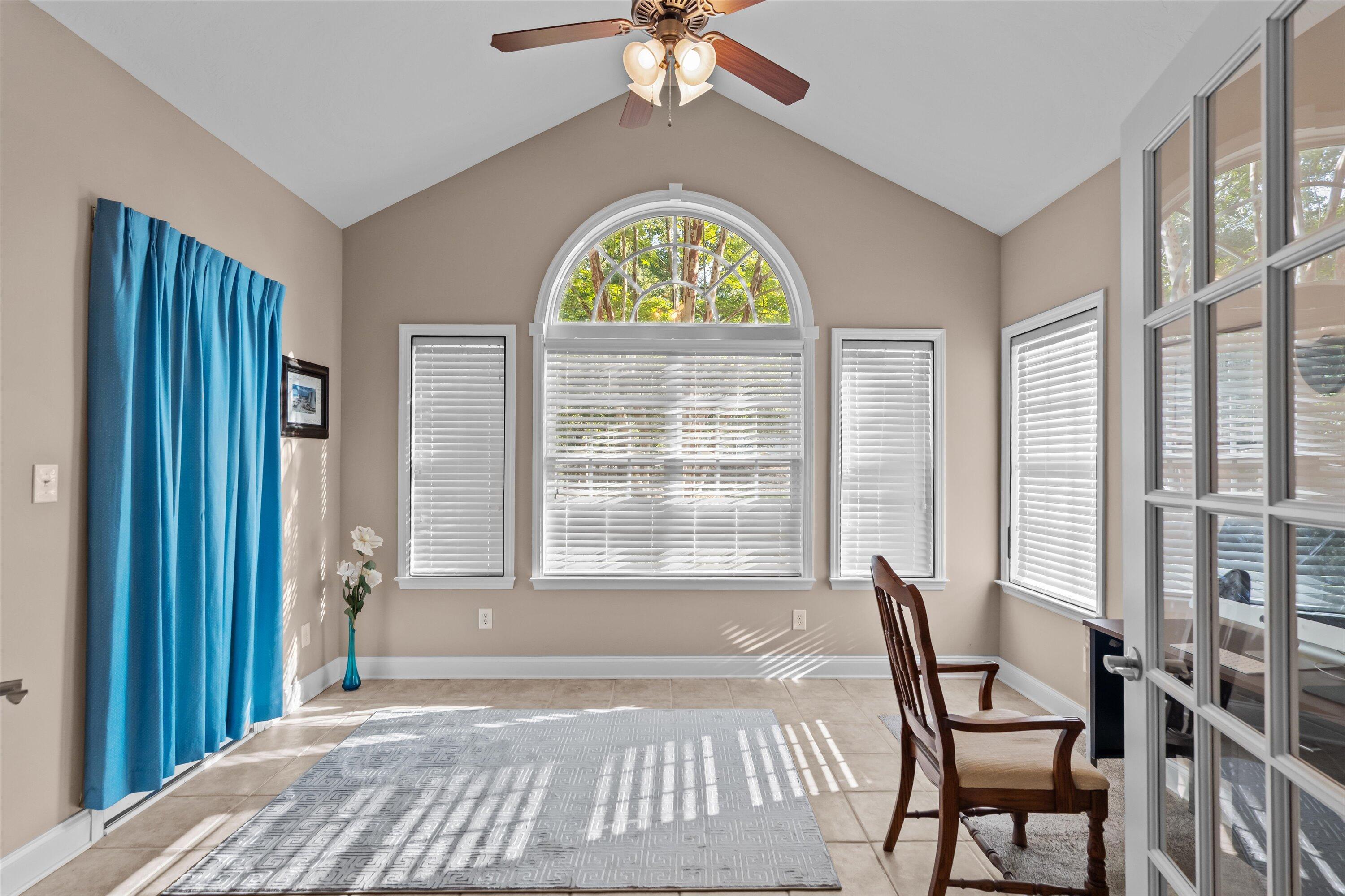 2402 Amberley Drive Evans, GA 30809 - Photo 16 of 32 Sun Room