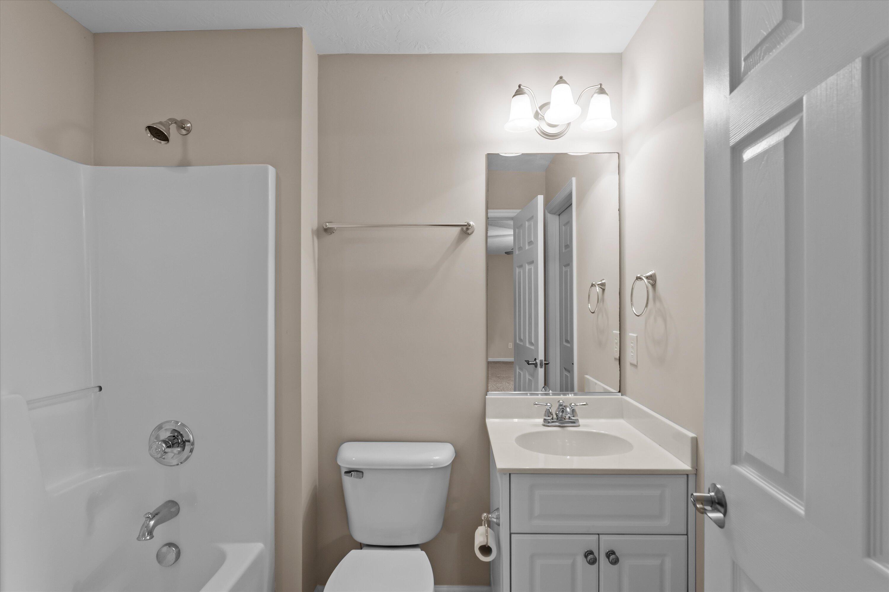 2402 Amberley Drive Evans, GA 30809 - Photo 26 of 29 Bathroom 3