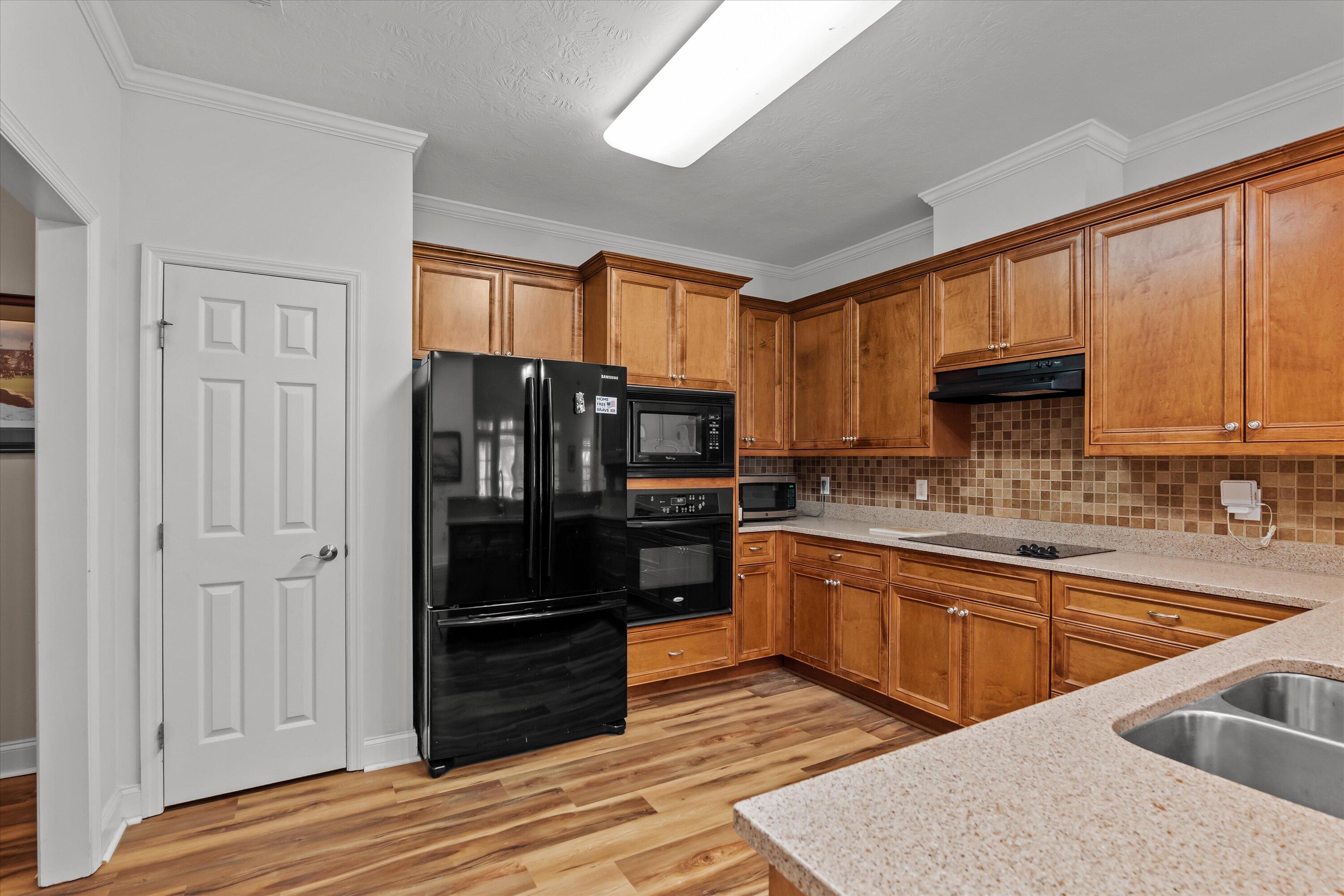 2402 Amberley Drive Evans, GA 30809 - Photo 9 of 29 Kitchen