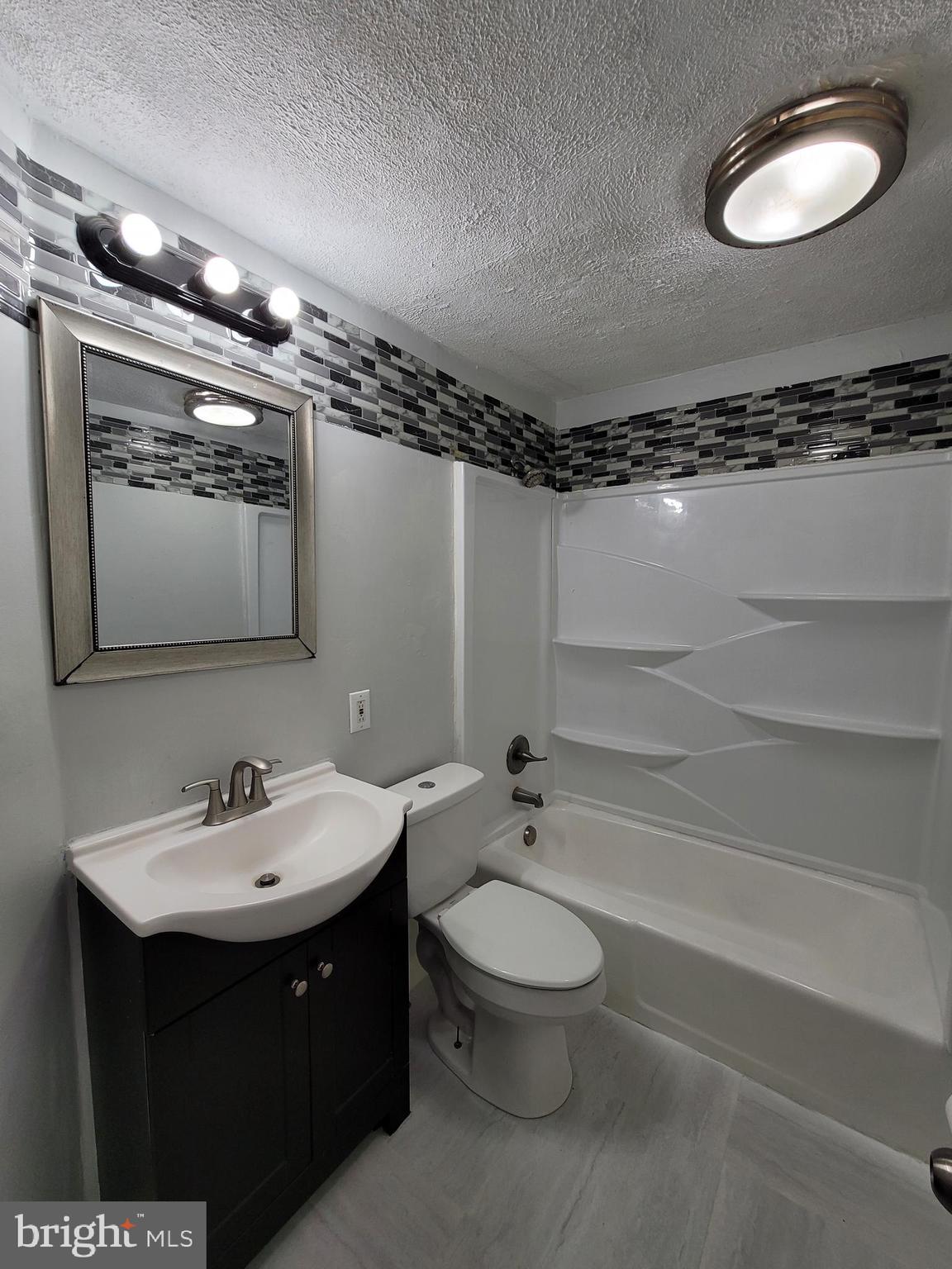 4453 Norfen Road Halethorpe, MD 21227 - Photo 16 of 18