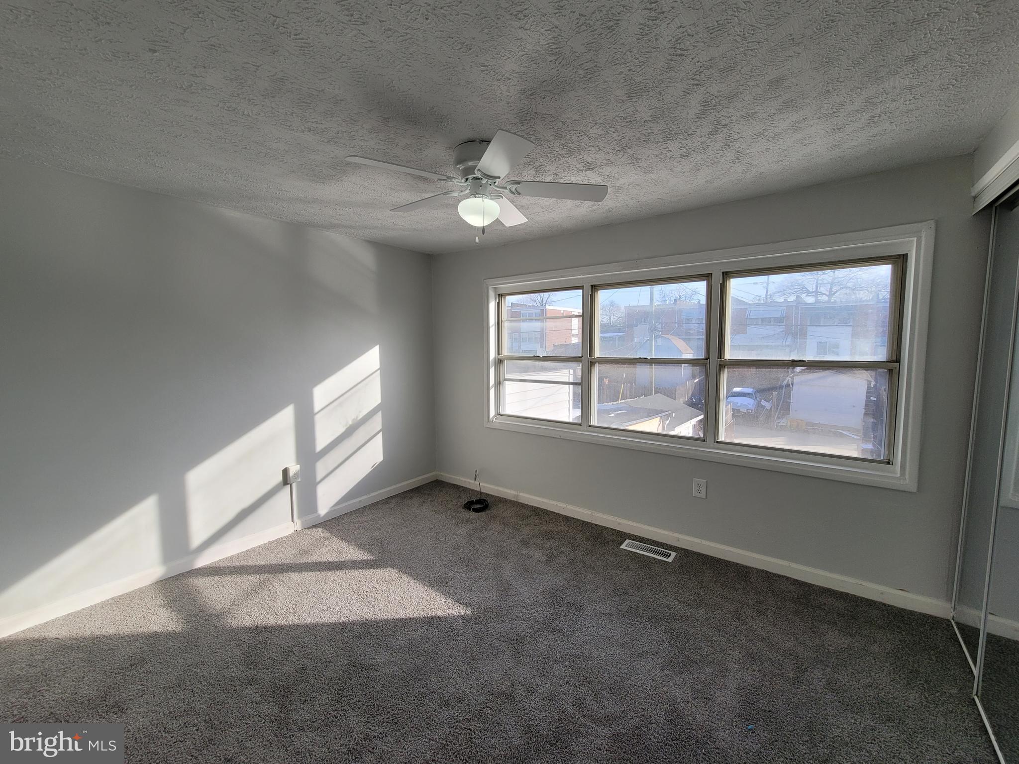 4453 Norfen Road Halethorpe, MD 21227 - Photo 9 of 18