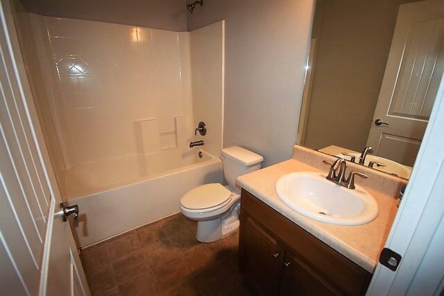 242 Raptor Drive Crestview, FL 32536 - Photo 21 of 29 Full Bath