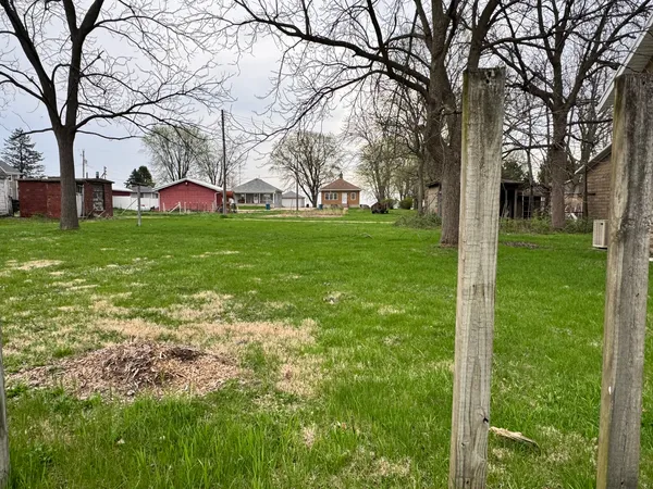 $175,000 | 27842-2600 E Street, Van Orin, IL 61374