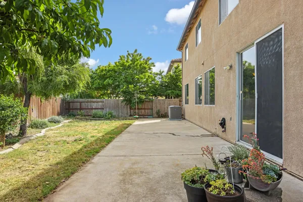 $629,900 | 2036 Tiempo Place, Manteca, CA 95336