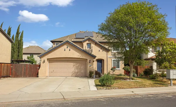 $629,900 | 2036 Tiempo Place, Manteca, CA 95336