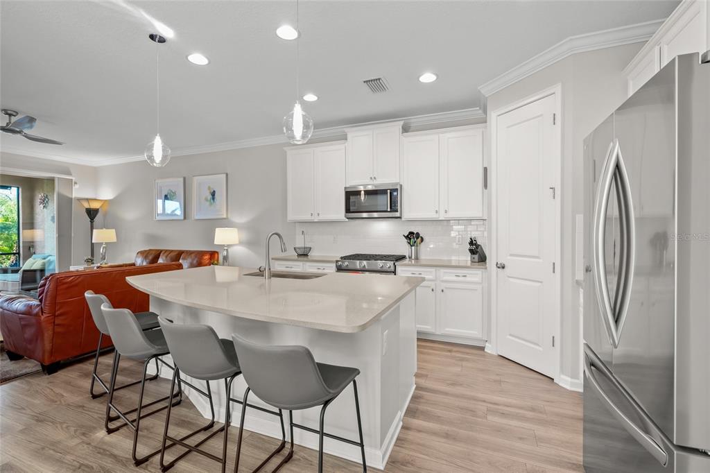 8681 Rain Song Road Sarasota, FL 34238 - Photo 6 of 48