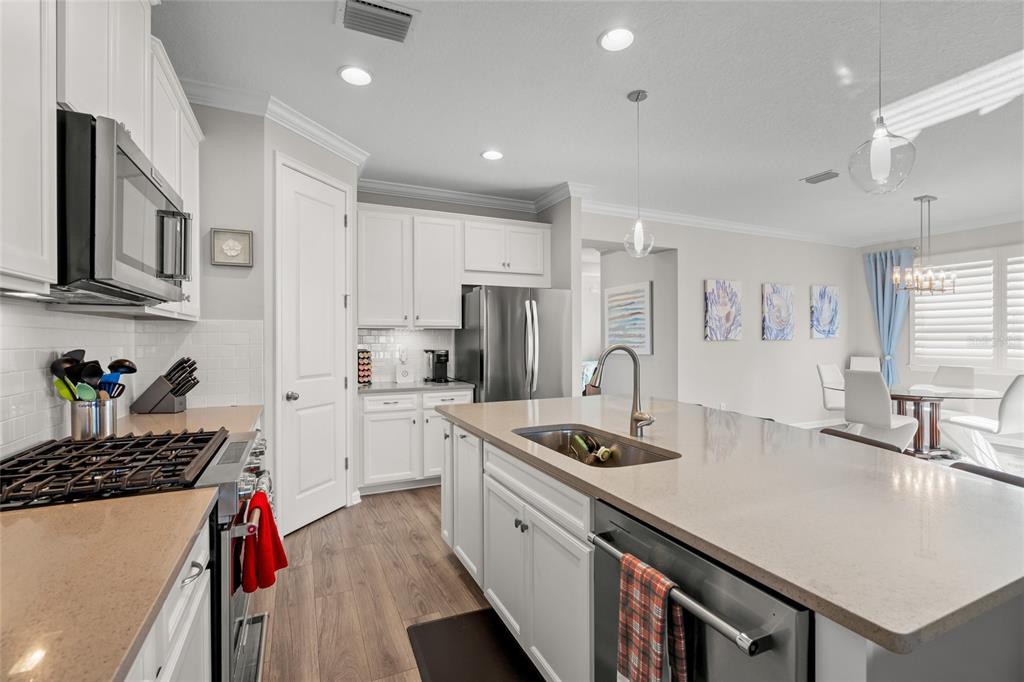 8681 Rain Song Road Sarasota, FL 34238 - Photo 8 of 48