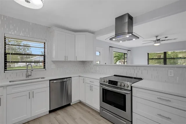 $489,000 | 918 West Kentucky Avenue, Tampa, FL 33603