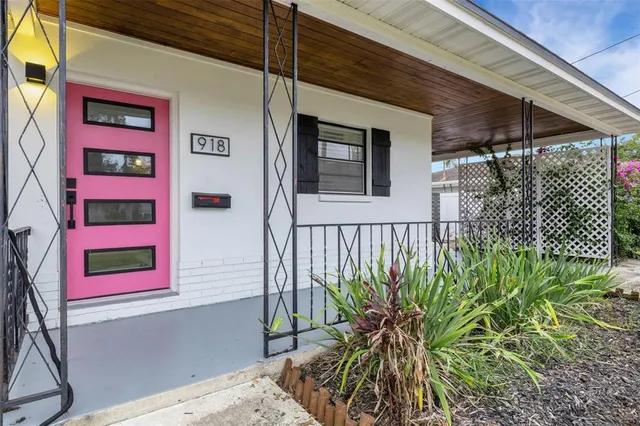 $489,000 | 918 West Kentucky Avenue, Tampa, FL 33603