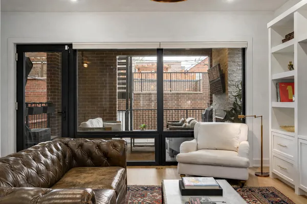 $1,400,000 | 2622 North Racine Avenue, Unit 1, Chicago, IL 60614
