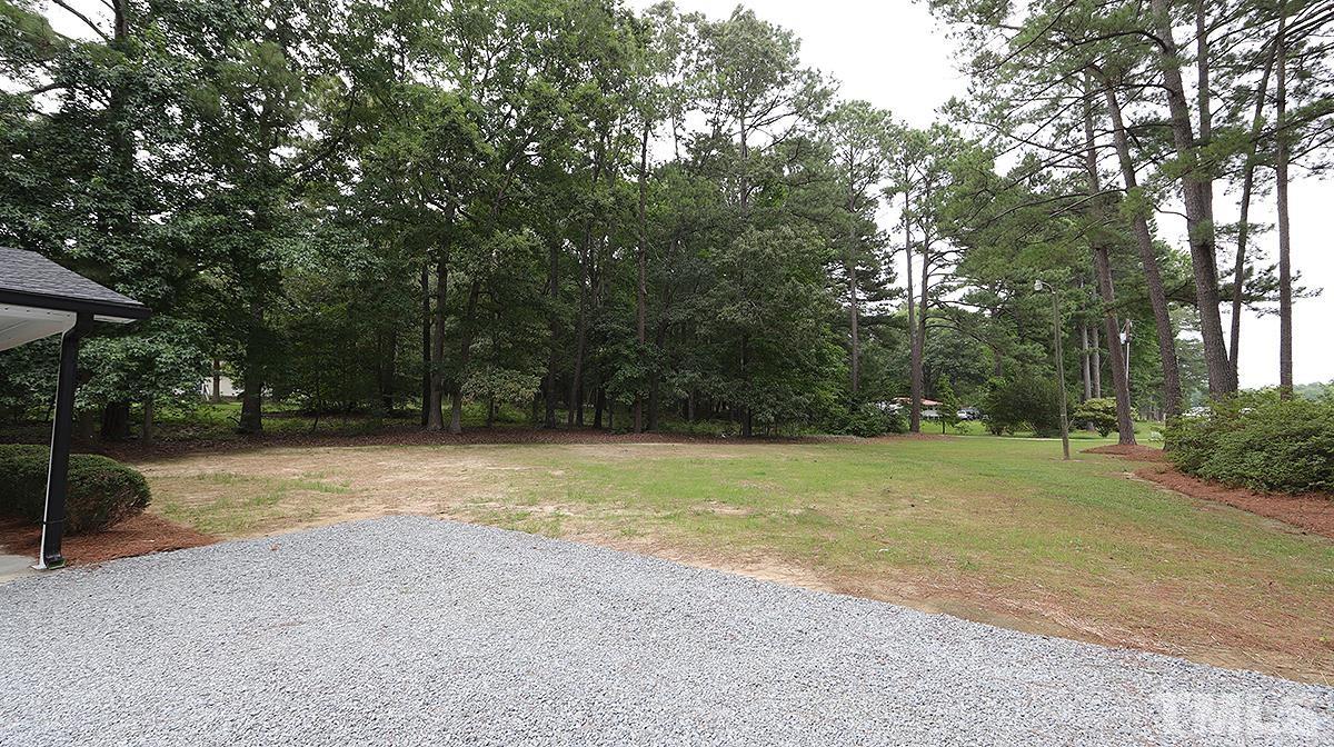 164 Aquilla Road Benson, NC 27504 - Photo 6 of 17 Gallery Image 6