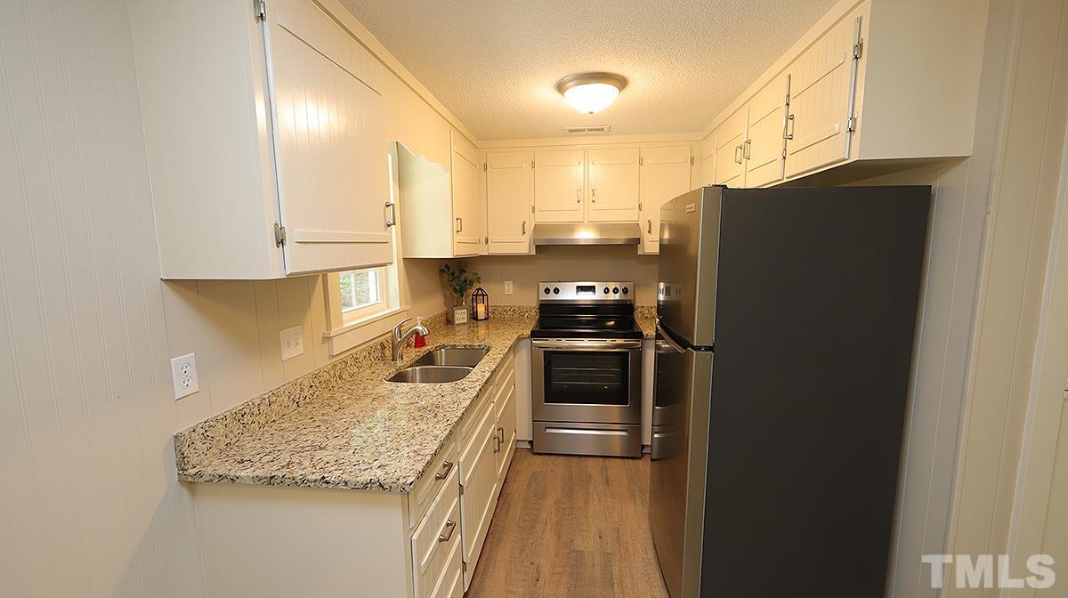 164 Aquilla Road Benson, NC 27504 - Photo 10 of 17 Gallery Image 10