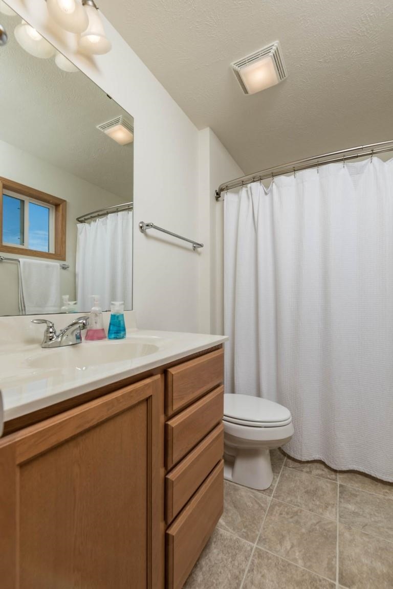 4403 East Rotamer Road Janesville, WI 53546 - Photo 13 of 28 Gallery Image 13