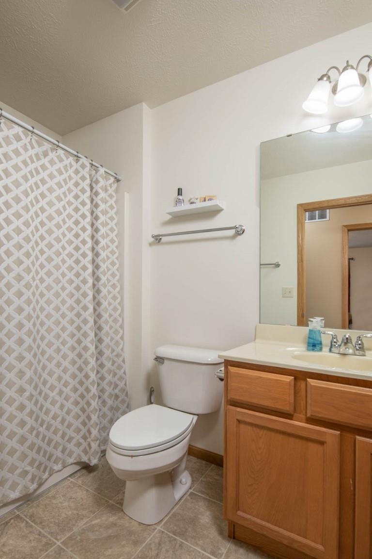 4403 East Rotamer Road Janesville, WI 53546 - Photo 16 of 28 Gallery Image 16