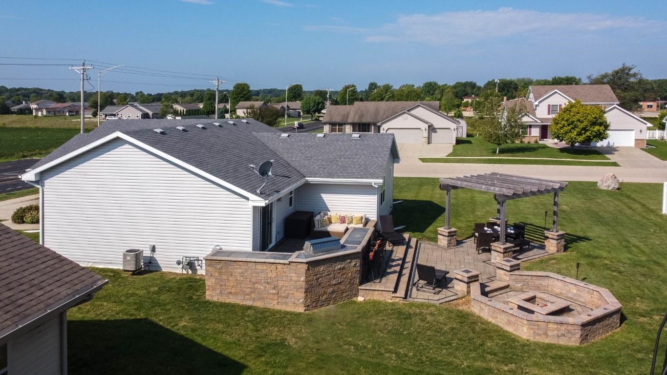 4403 East Rotamer Road Janesville, WI 53546 - Photo 23 of 28 Gallery Image 23