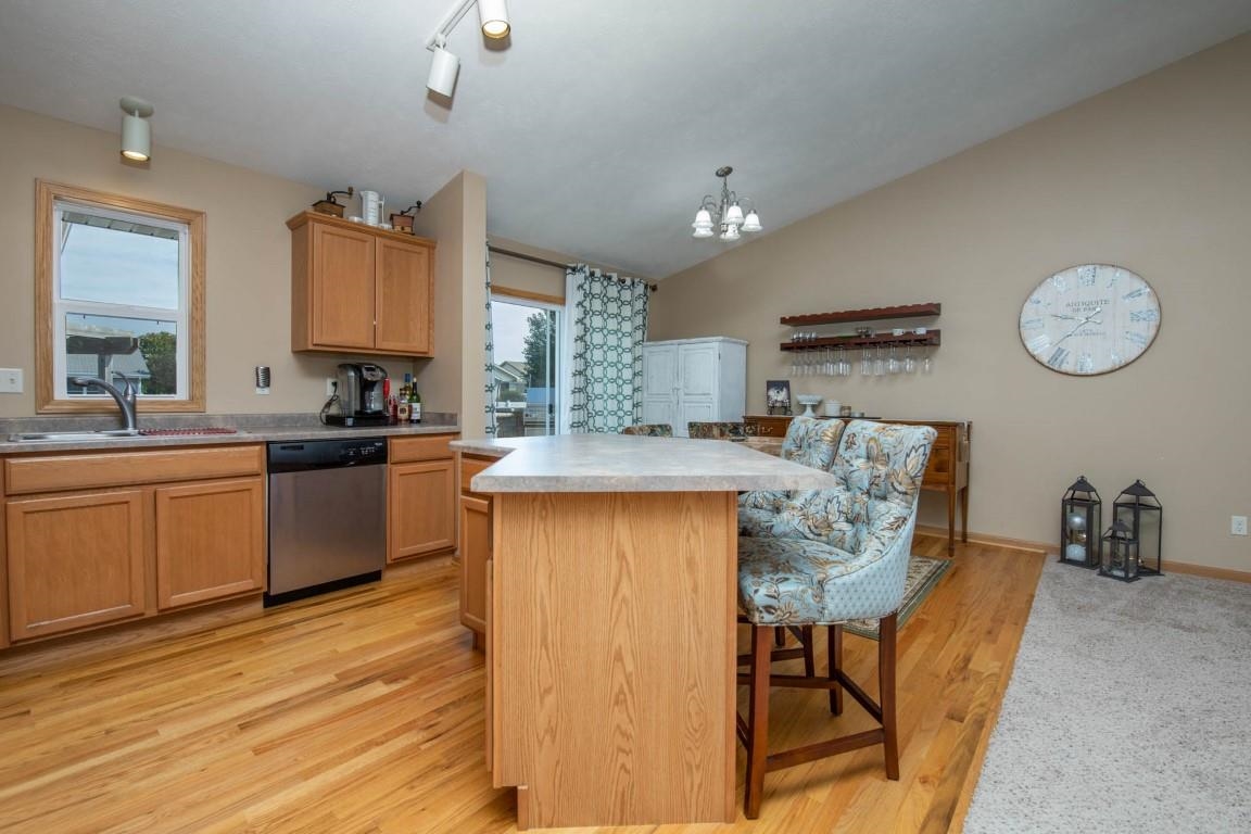 4403 East Rotamer Road Janesville, WI 53546 - Photo 9 of 28 Gallery Image 9