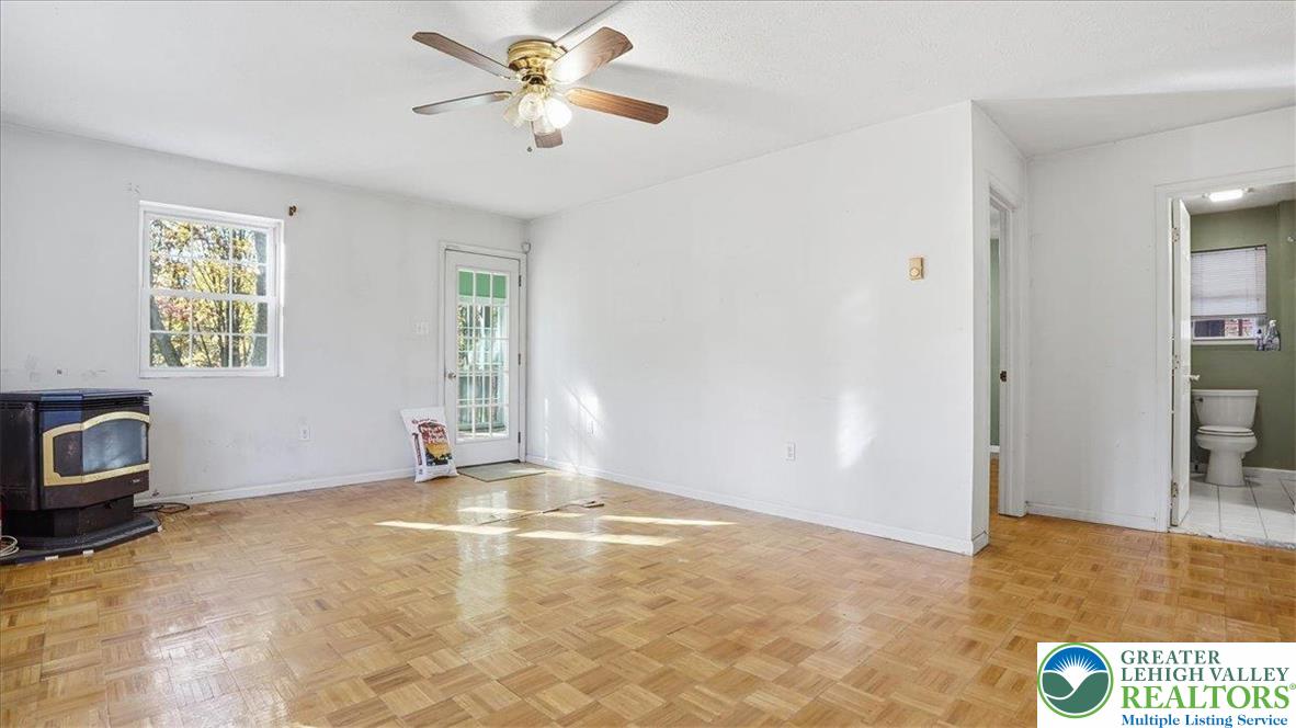 349 Bumble Bee Pass Cresco, PA 18326 - Photo 14 of 92