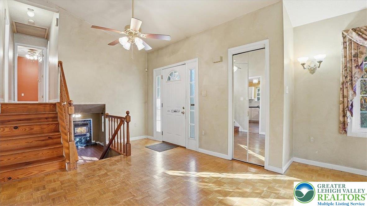 349 Bumble Bee Pass Cresco, PA 18326 - Photo 8 of 92