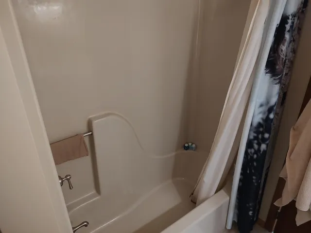 $179,900 | 4669 High Point Drive, Unit 56, Rockford, IL 61114