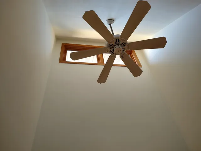 $179,900 | 4669 High Point Drive, Unit 56, Rockford, IL 61114