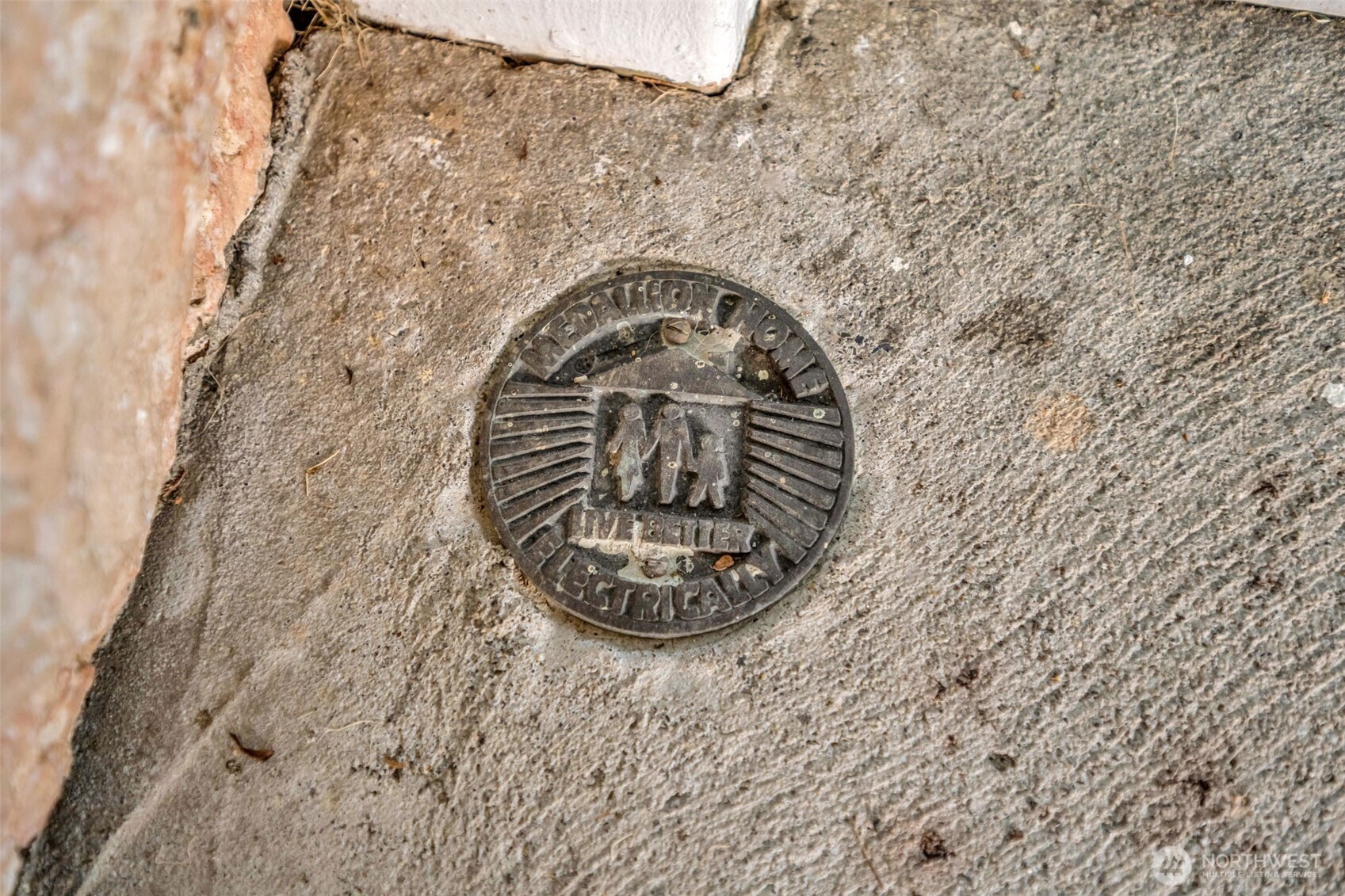 6437 Hampton Road South Seattle, WA 98118 - Photo 34 of 39