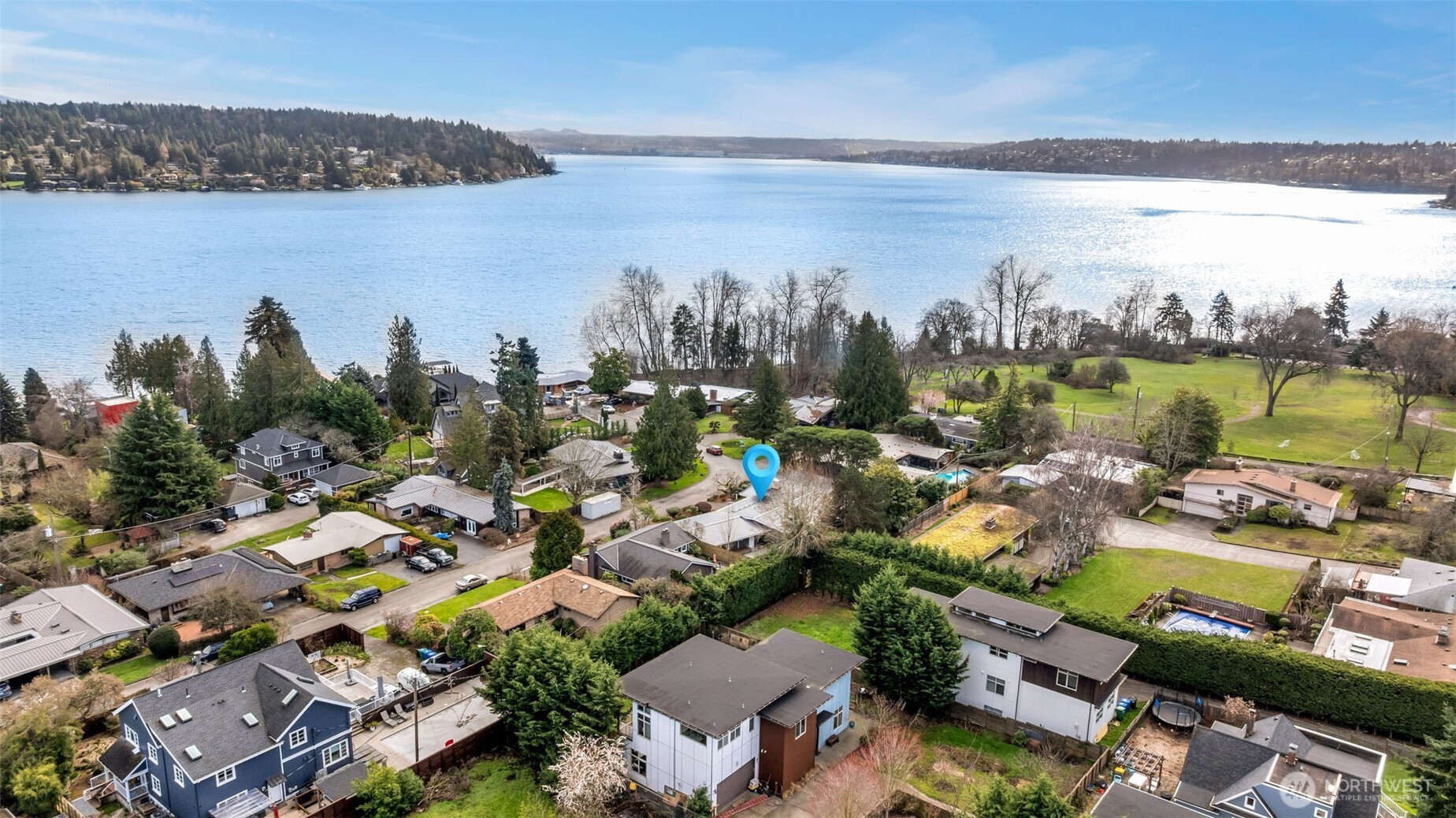 6437 Hampton Road South Seattle, WA 98118 - Photo 36 of 39 a view of a city