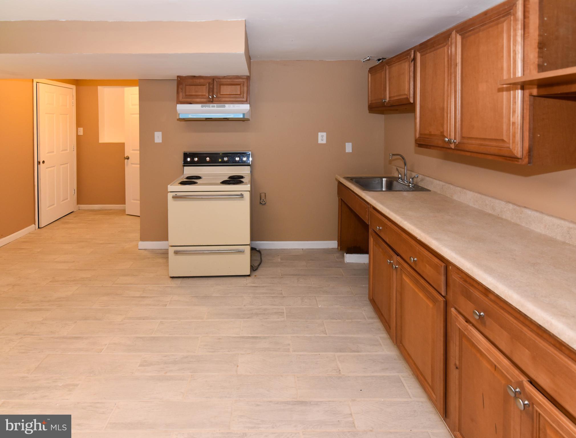 3522 Erdman Avenue Baltimore, MD 21213 - Photo 12 of 38 Unit 1