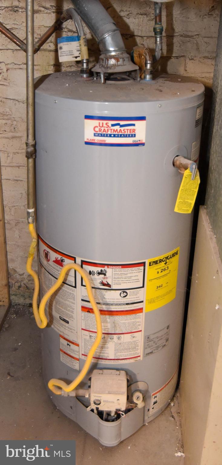 3522 Erdman Avenue Baltimore, MD 21213 - Photo 27 of 38