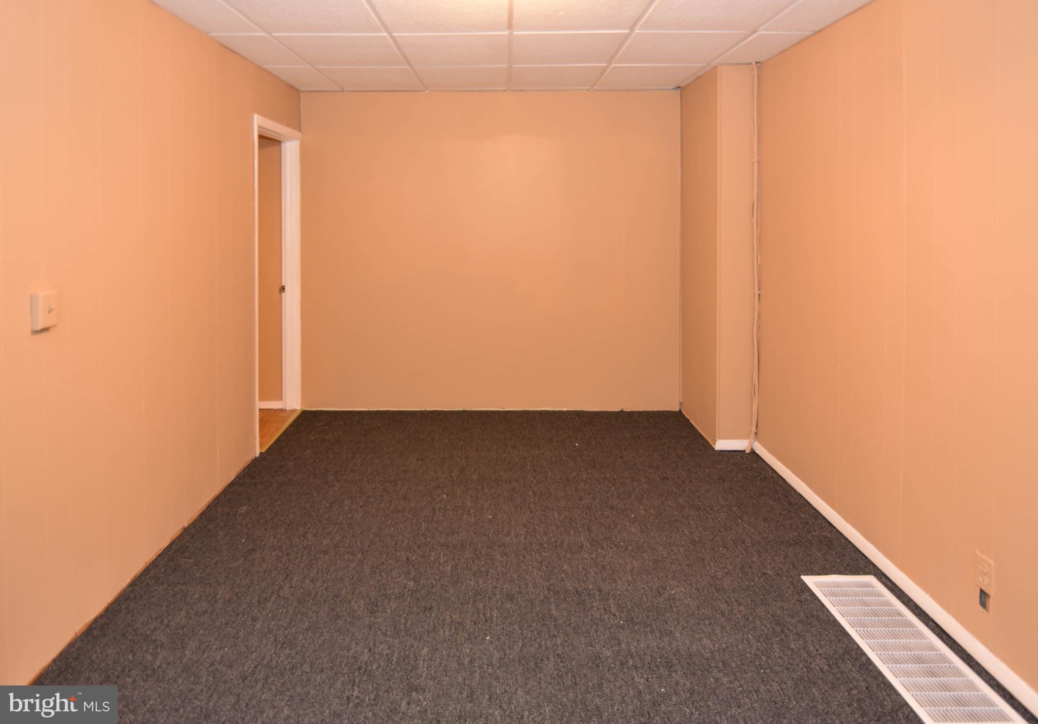 3522 Erdman Avenue Baltimore, MD 21213 - Photo 4 of 38 Unit 1