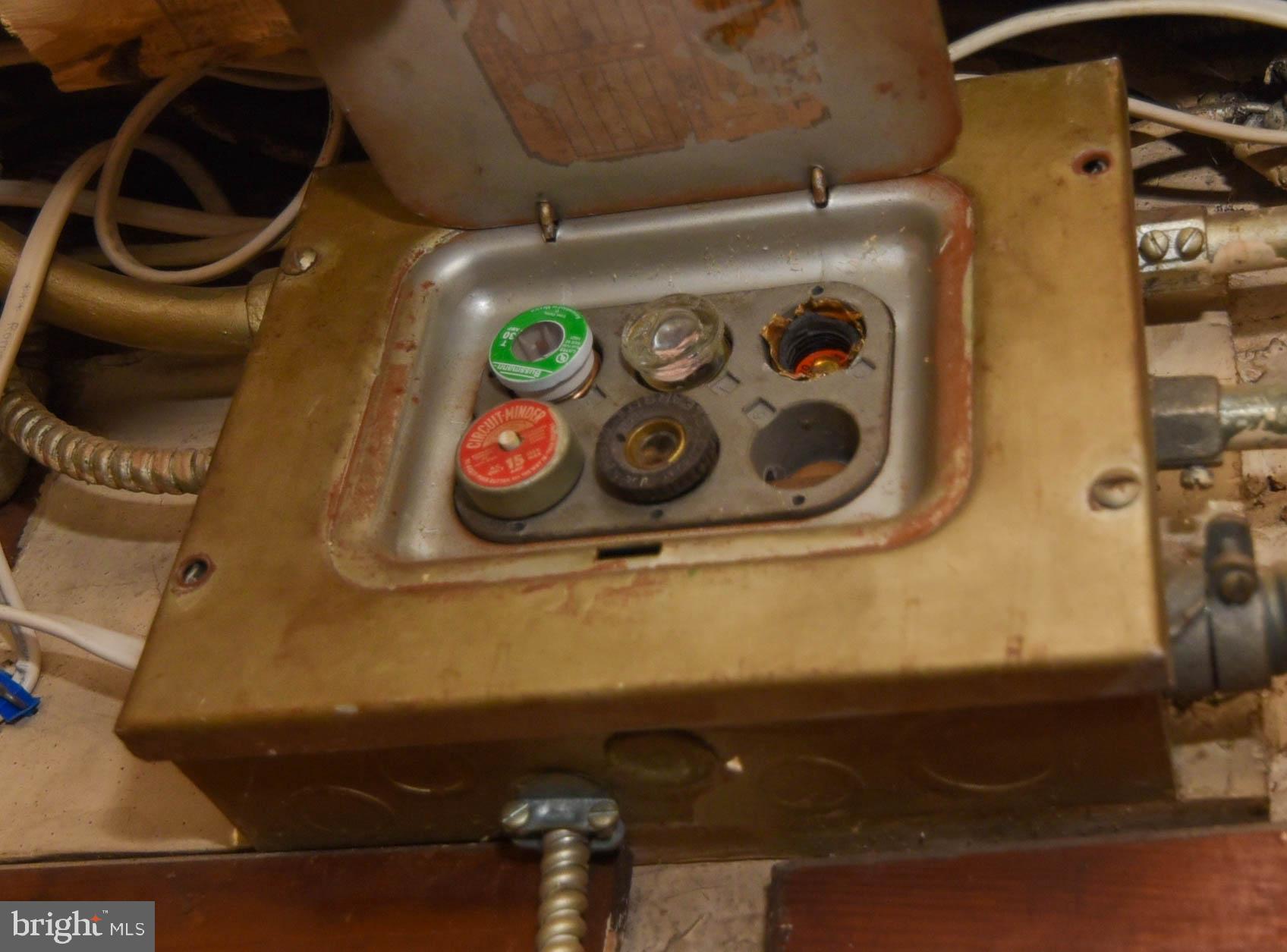 3522 Erdman Avenue Baltimore, MD 21213 - Photo 34 of 38