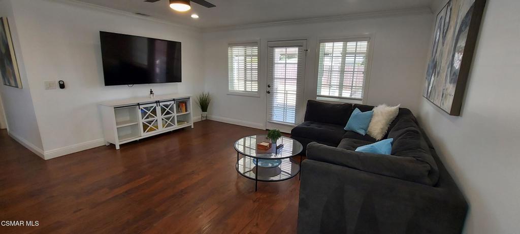 2250 Magnolia Street Simi Valley, CA 93065 - Photo 2 of 14
