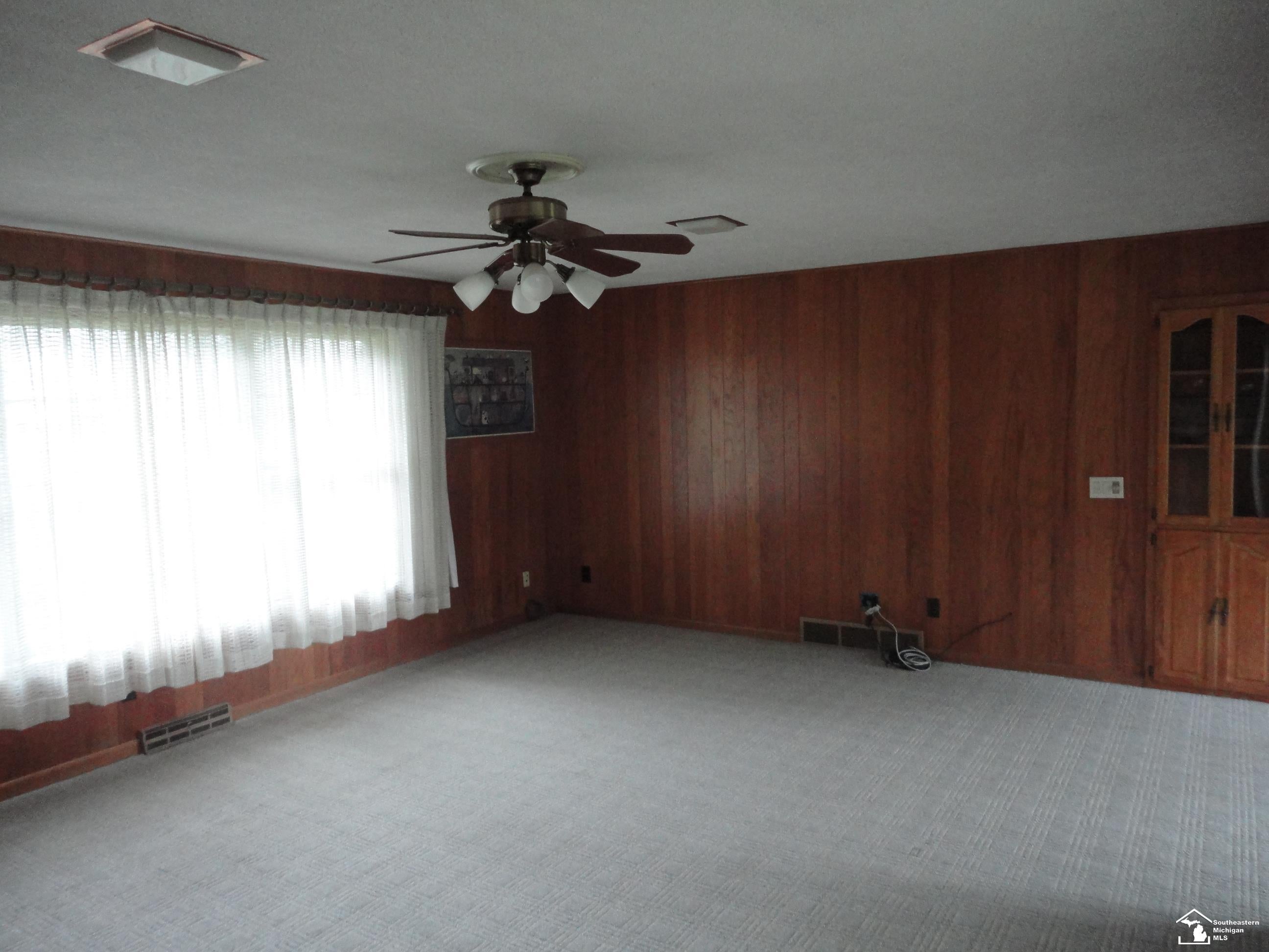 2633 Smith Road Lambertville, MI 48144 - Photo 8 of 41 Gallery Image 8