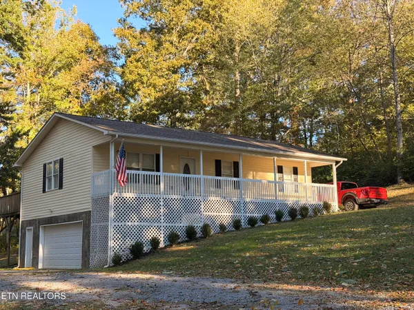 $299,900 | 209 Summit Drive, Speedwell, TN 37870