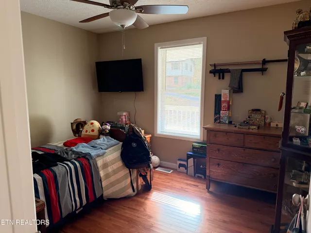 $329,900 | 209 Summit Drive, Speedwell, TN 37870