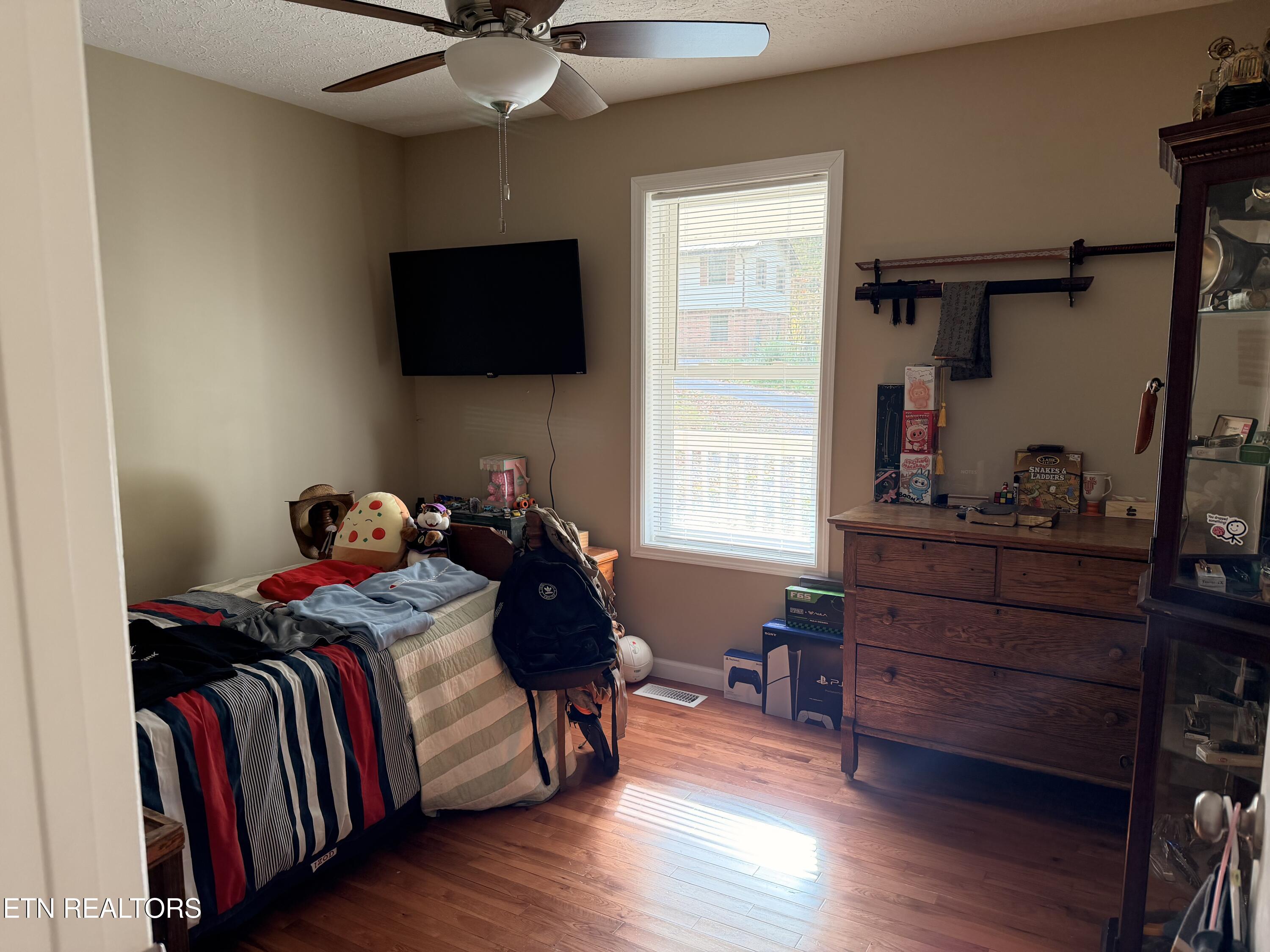 209 Summit Drive Speedwell, TN 37870 - Photo 13 of 20 DF5C3DBE-6F34-405F-A00D-6CBFD859E2F1