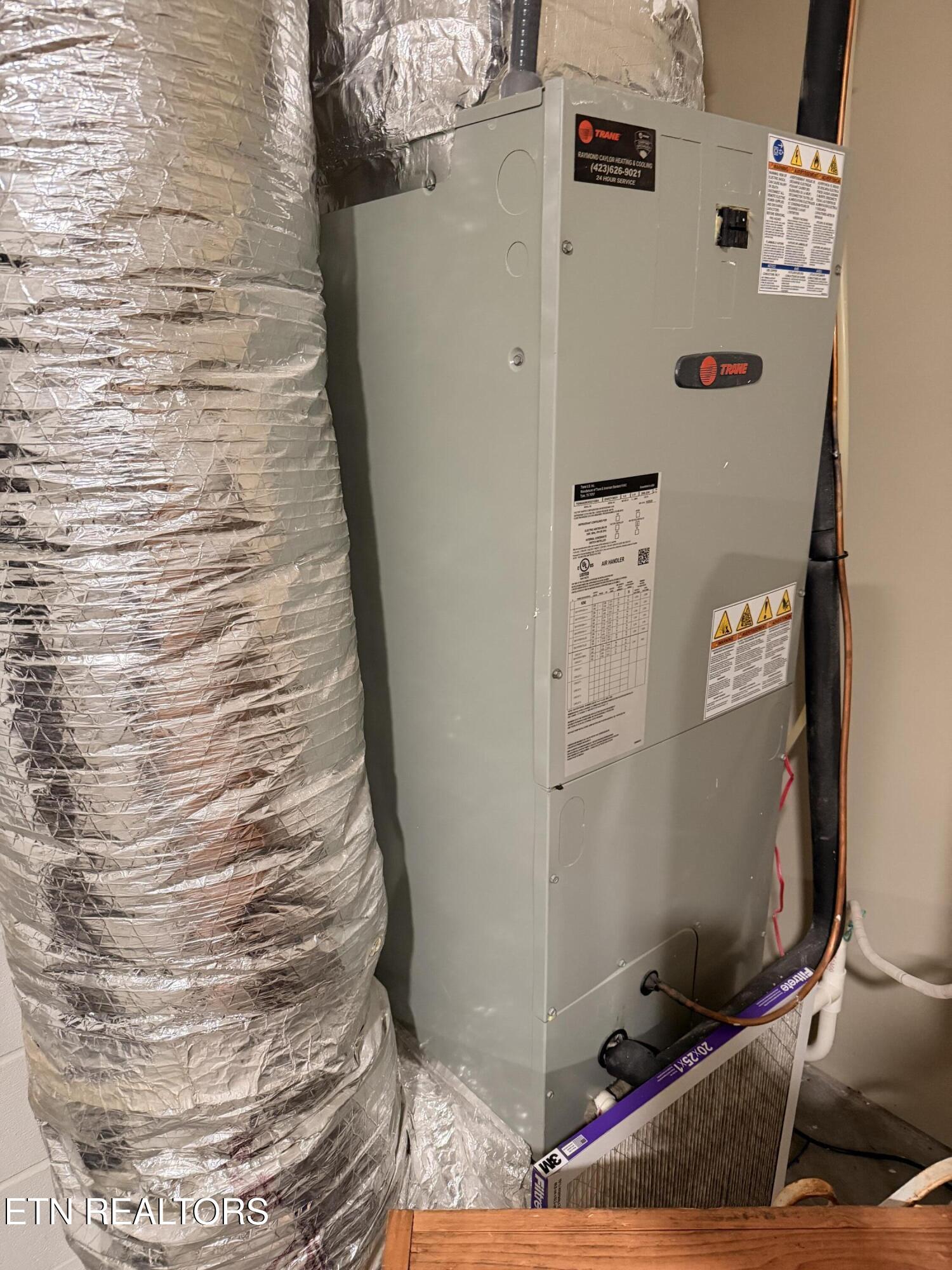 209 Summit Drive Speedwell, TN 37870 - Photo 16 of 20 B05F7A48-8BCD-4341-B3CC-3B017C63024D