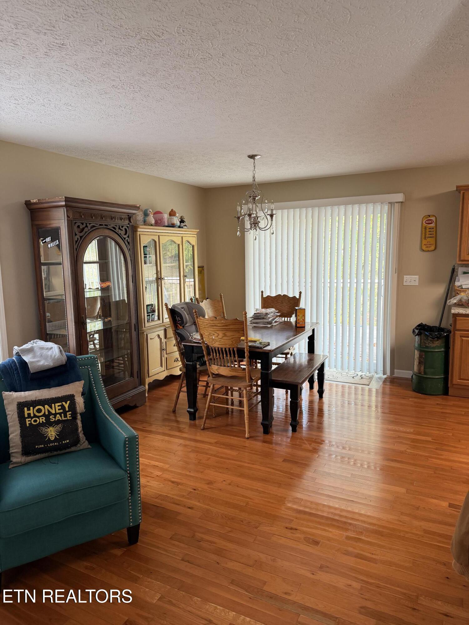 209 Summit Drive Speedwell, TN 37870 - Photo 6 of 20 84ABC68B-6991-4619-B36F-91AE8FCF3E15