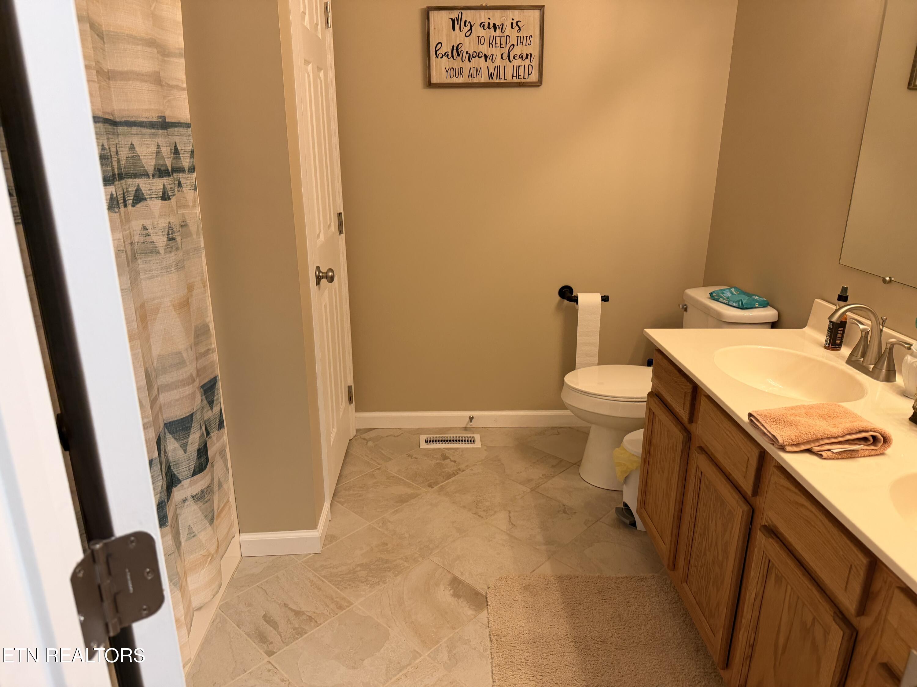 209 Summit Drive Speedwell, TN 37870 - Photo 10 of 20 F2159541-001E-4748-91DB-900CE050ADA4