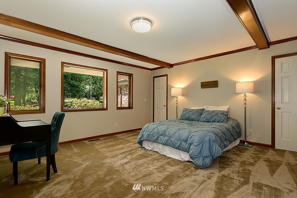 35202 Southeast David Powell Road Fall City, WA 98024 - Photo 3 of 20