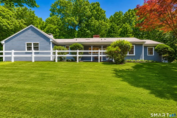$499,989 | 12 Walker Road, Woodbury, CT 06798