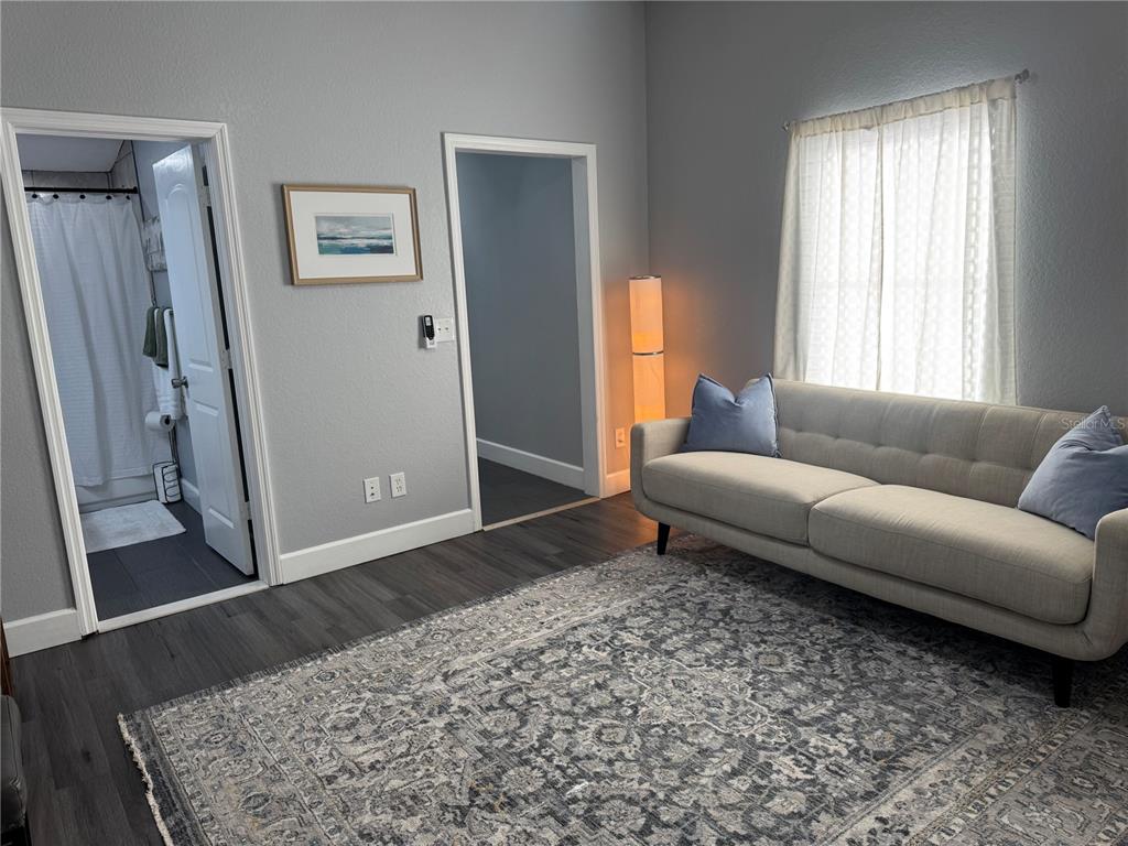 2510 West Main Street, Unit B Tampa, FL 33607 - Photo 10 of 11