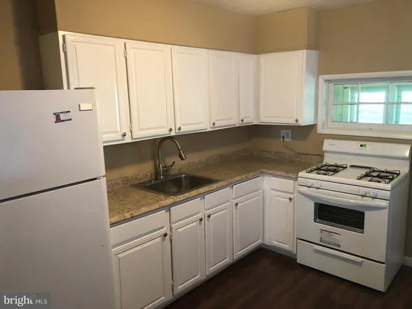 $150,000 | 320 Powell Street, Gloucester City, NJ 08030