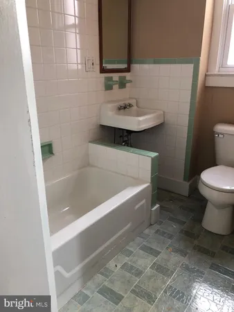 $150,000 | 320 Powell Street, Gloucester City, NJ 08030