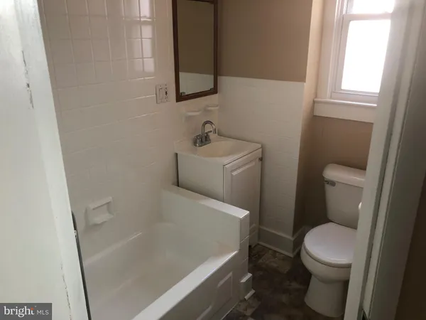 $150,000 | 320 Powell Street, Gloucester City, NJ 08030